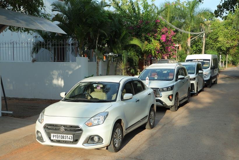 The fleet on the lane